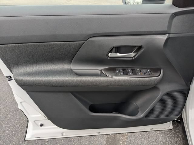 New 2026 Nissan Kicks SV w/ SV Premium Package FWD image 11