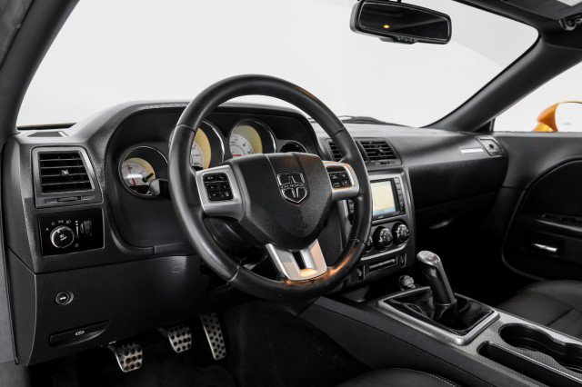 Used 2011 Dodge Challenger R/T RWD image 12