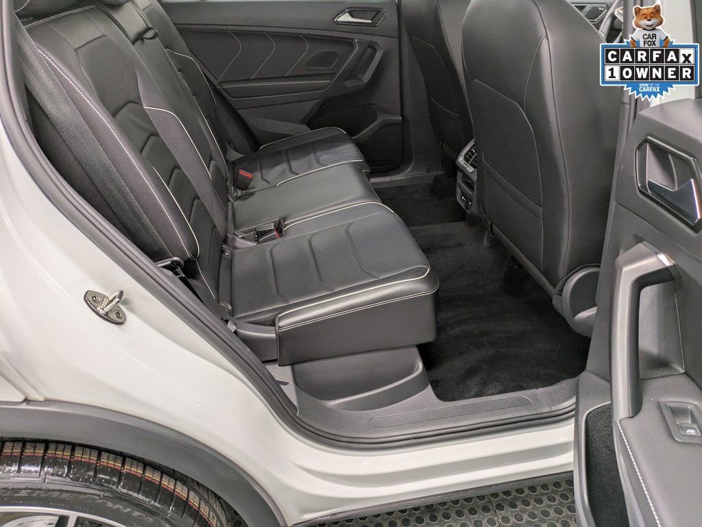 Used 2022 Volkswagen Tiguan SEL R-Line image 28