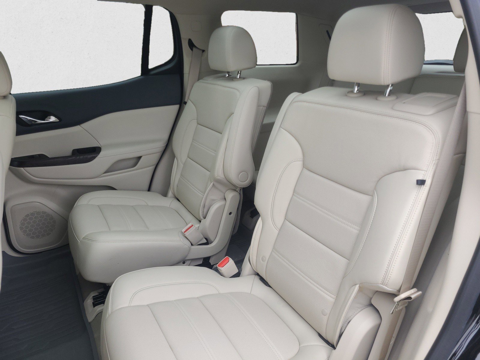 Used 2023 GMC Acadia Denali w/ Trailering Package AWD/4WD image 19