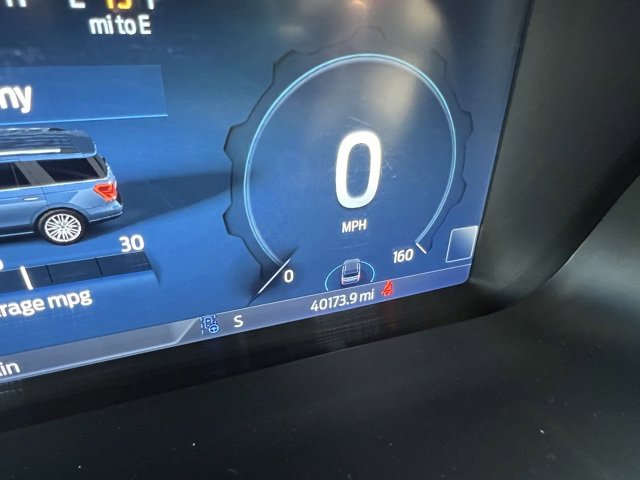 Used 2023 Ford Expedition Max Limited image 25