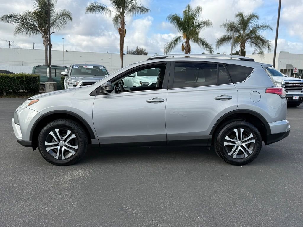 Used 2016 Toyota RAV4 LE FWD image 7