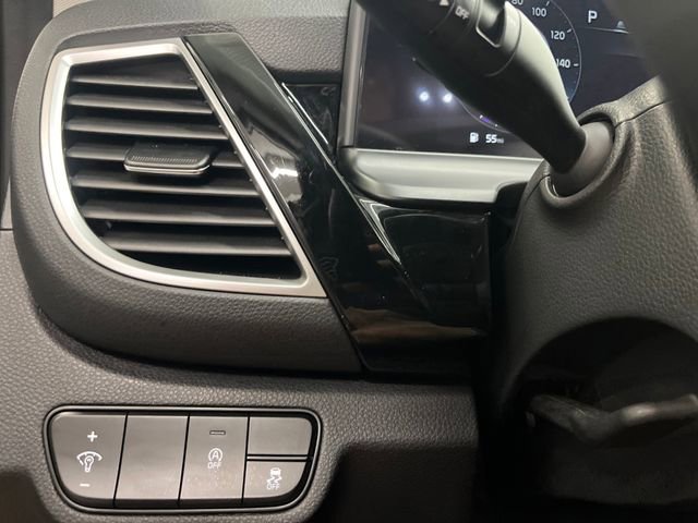 Certified 2024 Kia Seltos S image 21