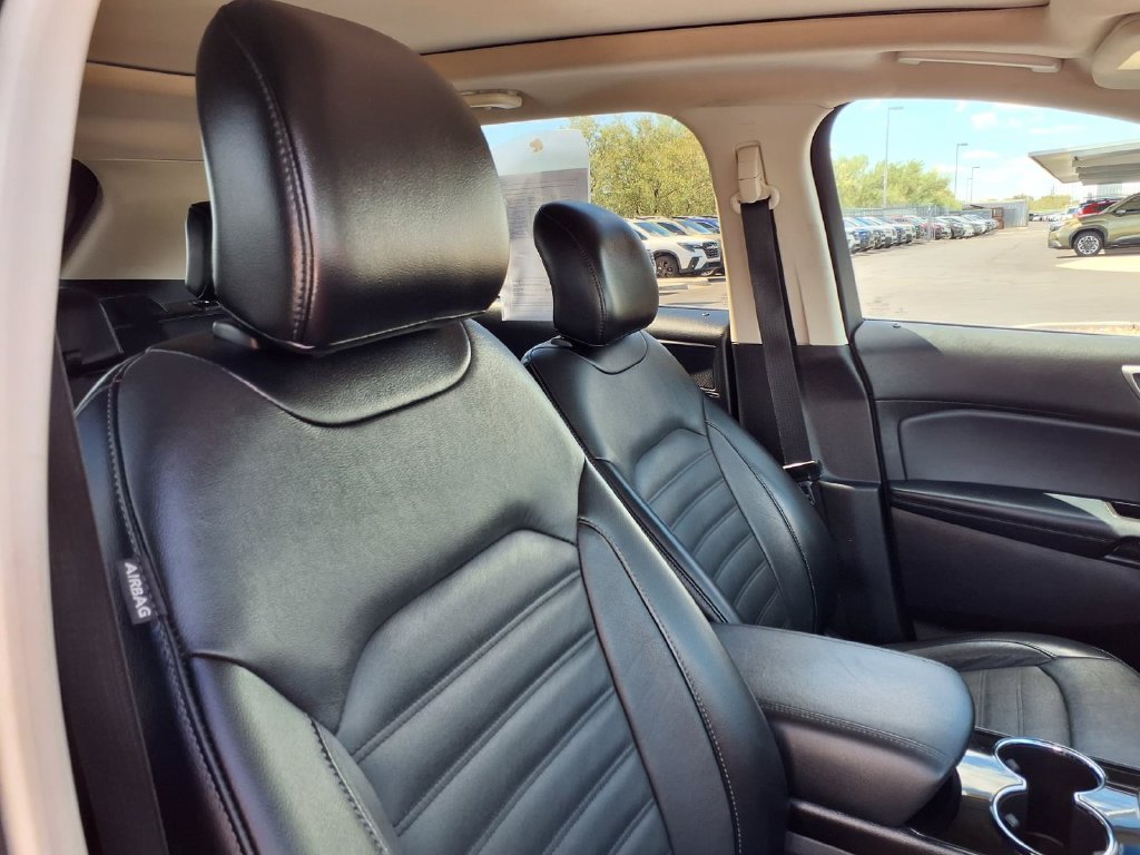 Used 2018 Ford Edge SEL w/ Equipment Group 201A FWD image 20