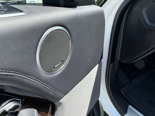 Used 2018 Land Rover Range Rover Supercharged AWD/4WD image 17