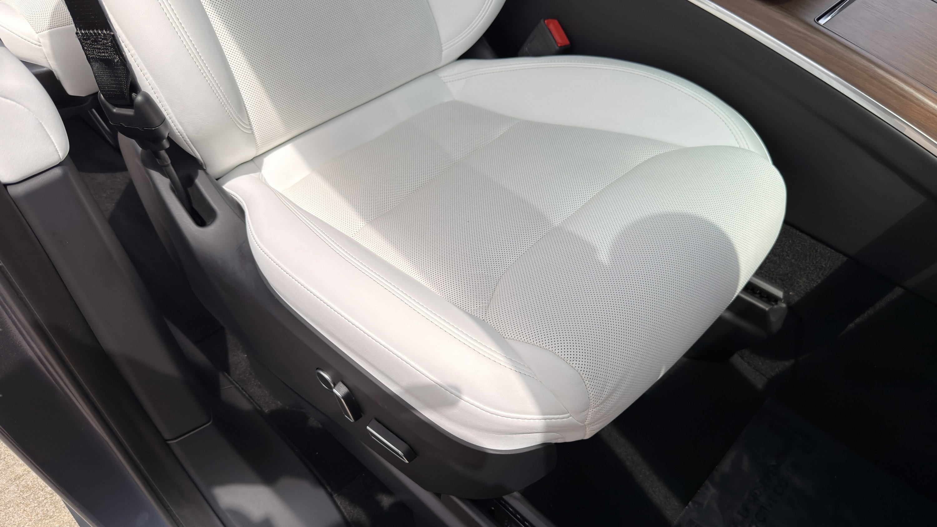 Used 2023 Tesla Model X AWD/4WD image 48
