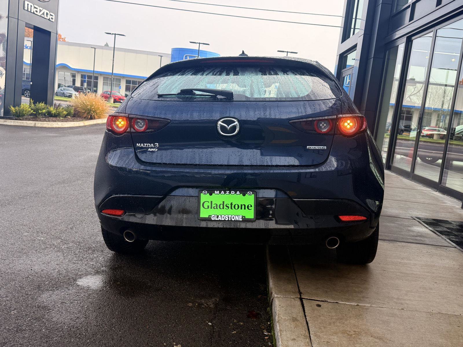 Used 2019 MAZDA MAZDA3 AWD Hatchback w/ Premium Pkg image 5