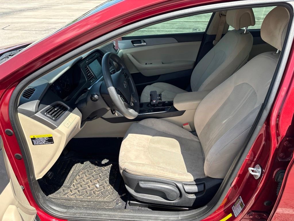 Used 2016 Hyundai Sonata SE FWD image 9