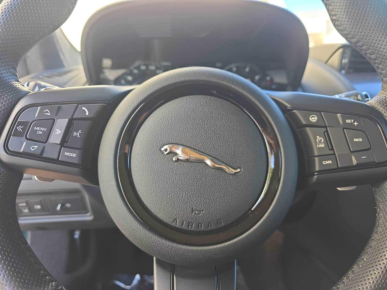 Used 2024 Jaguar F-TYPE R image 14