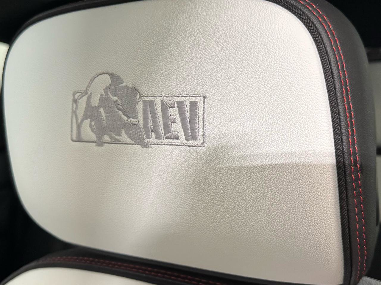 Used 2024 GMC Canyon AT4X w/ AT4X AEV Edition image 16