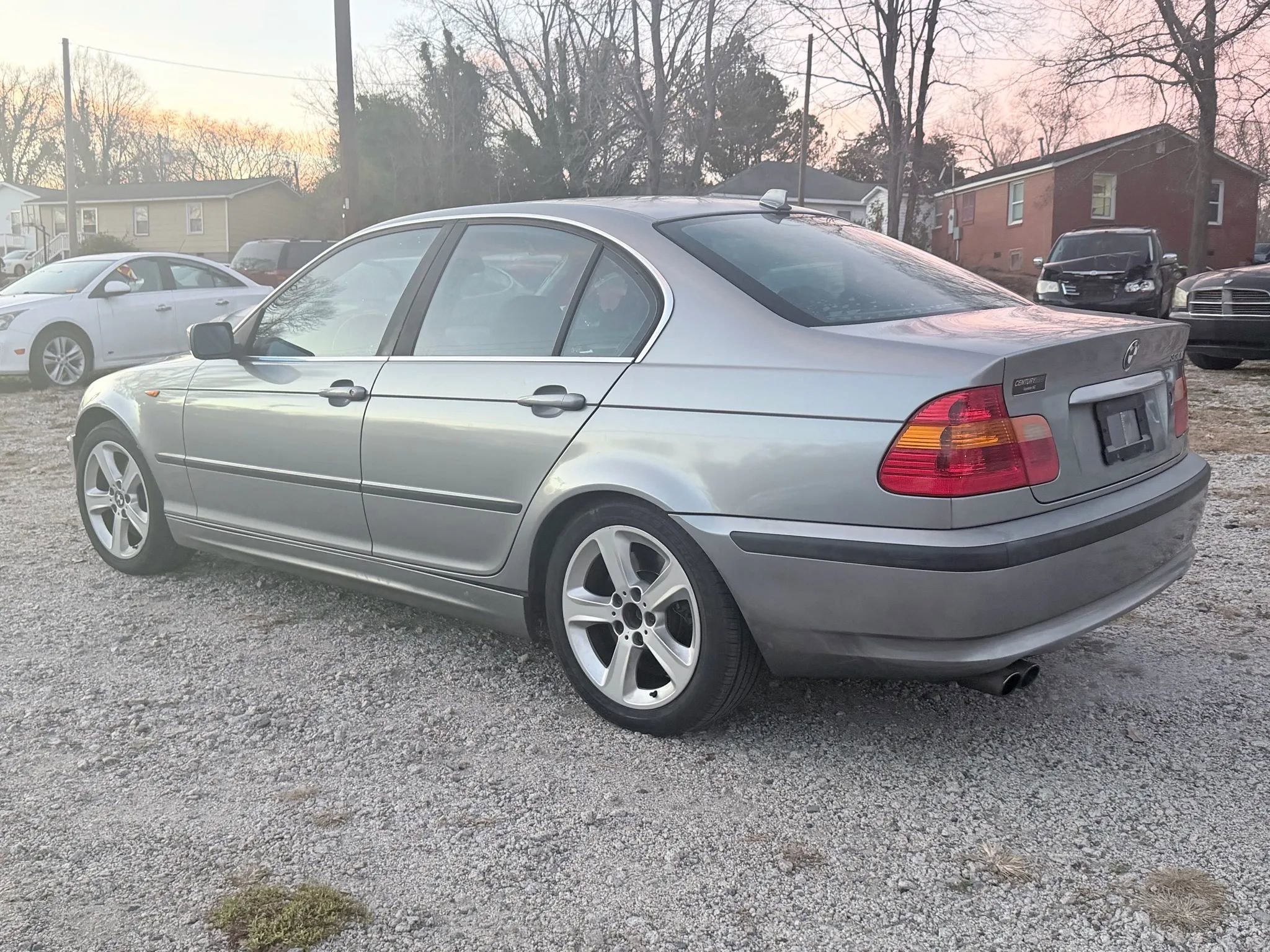 Used 2004 BMW 330i Sedan image 10
