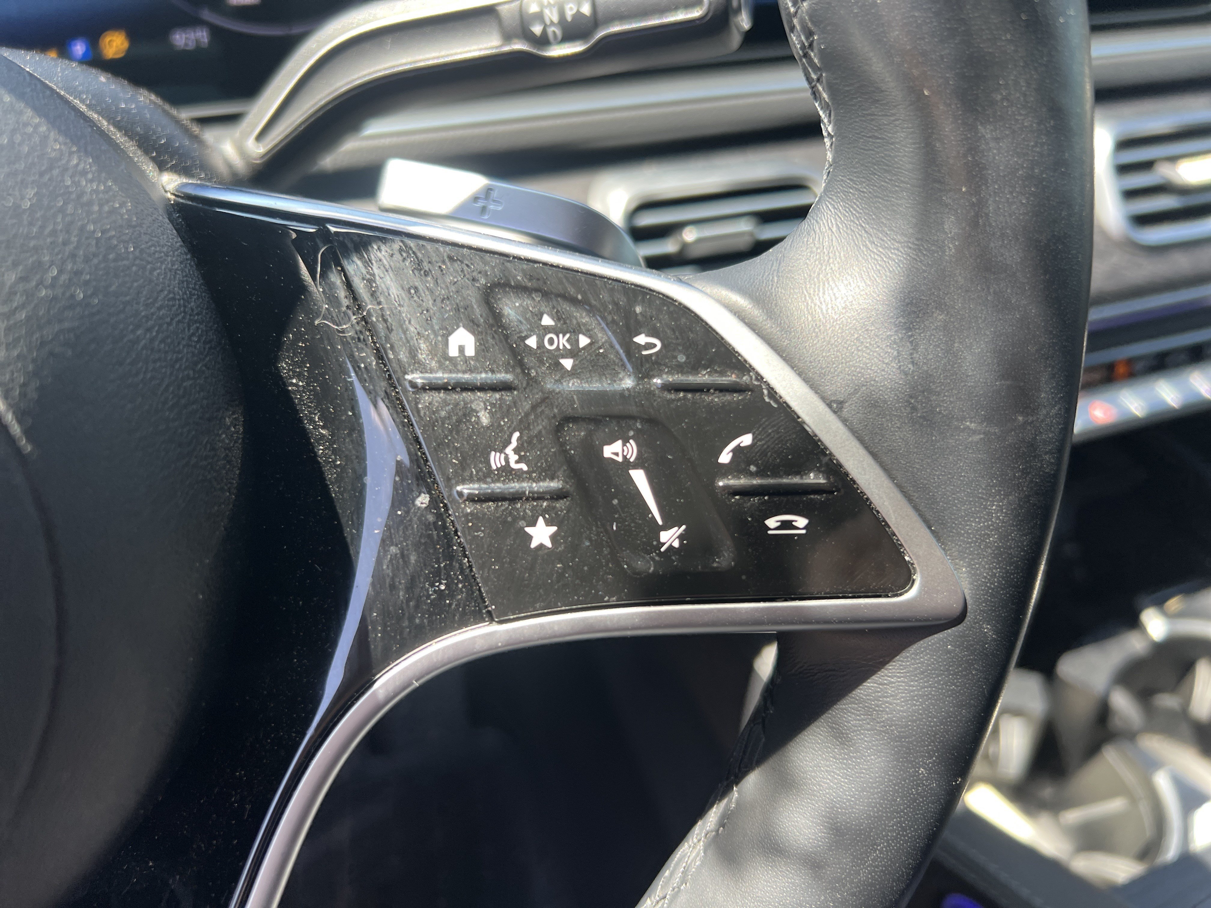 Certified 2025 Mercedes-Benz GLS 450 4MATIC image 20