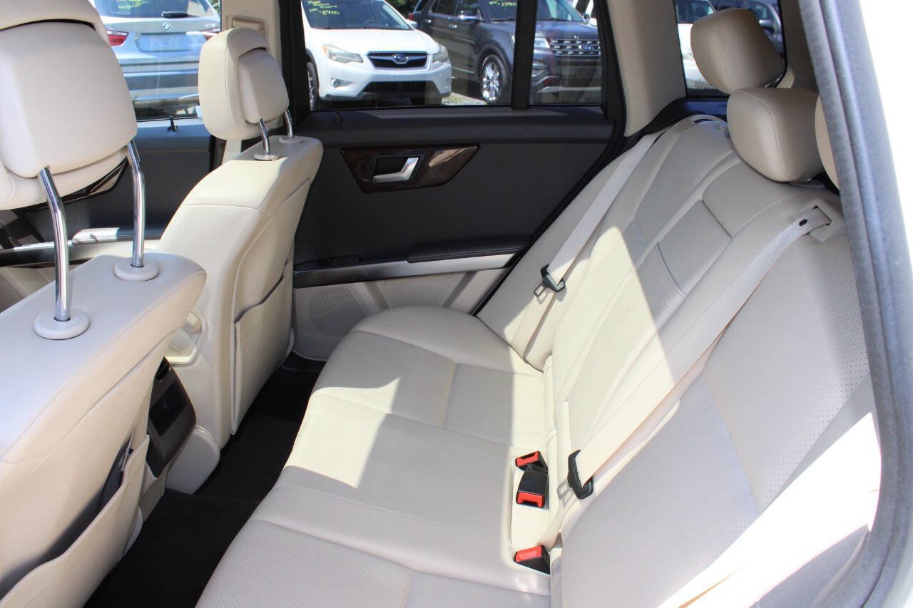Used 2015 Mercedes-Benz GLK 350 2WD image 19