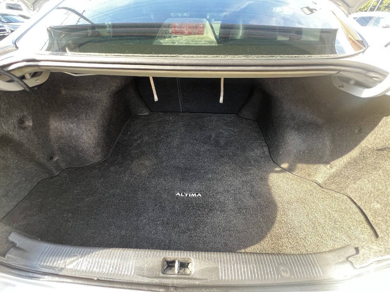 Used 2012 Nissan Altima 2.5 SL w/ 2.5SL Pkg FWD image 14
