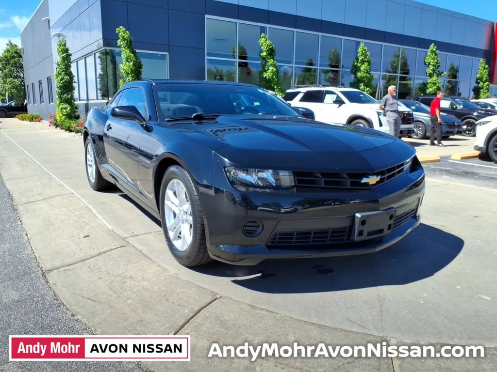Used 2014 Chevrolet Camaro LS RWD image 2