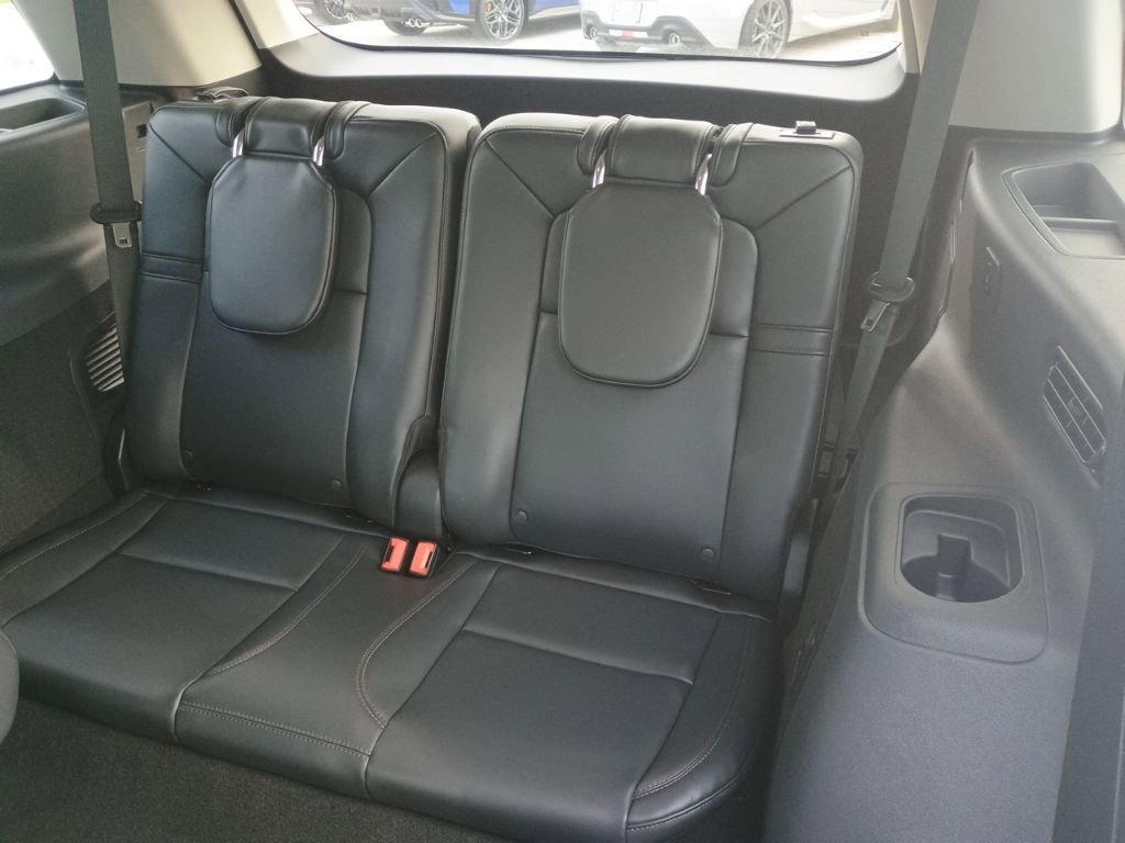 Used 2025 Lincoln Aviator 2WD w/ Equipment Group 101A image 18