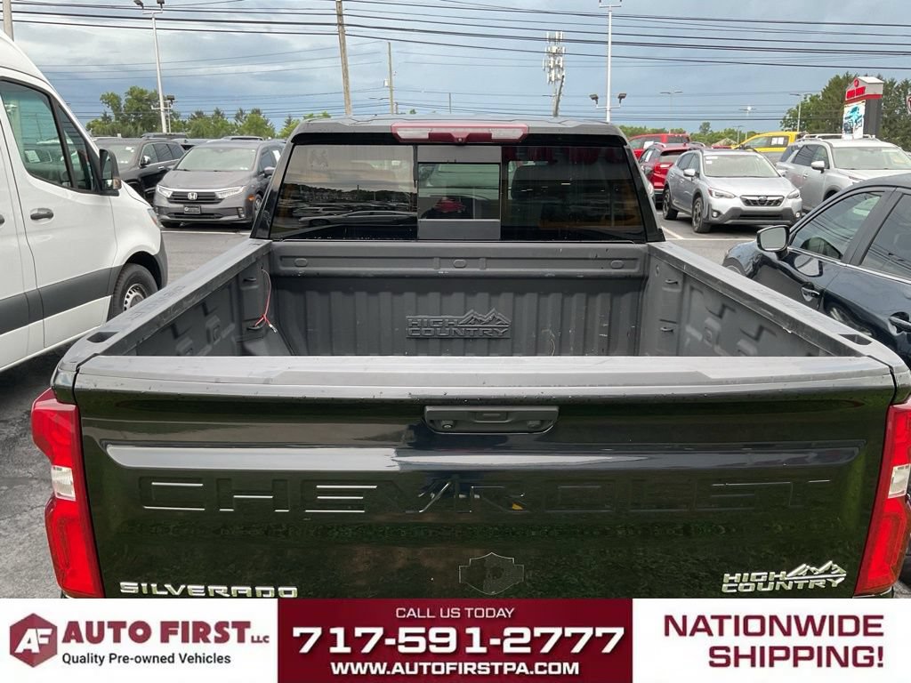Used 2022 Chevrolet Silverado 1500 High Country w/ High Country Premium Package AWD/4WD image 7