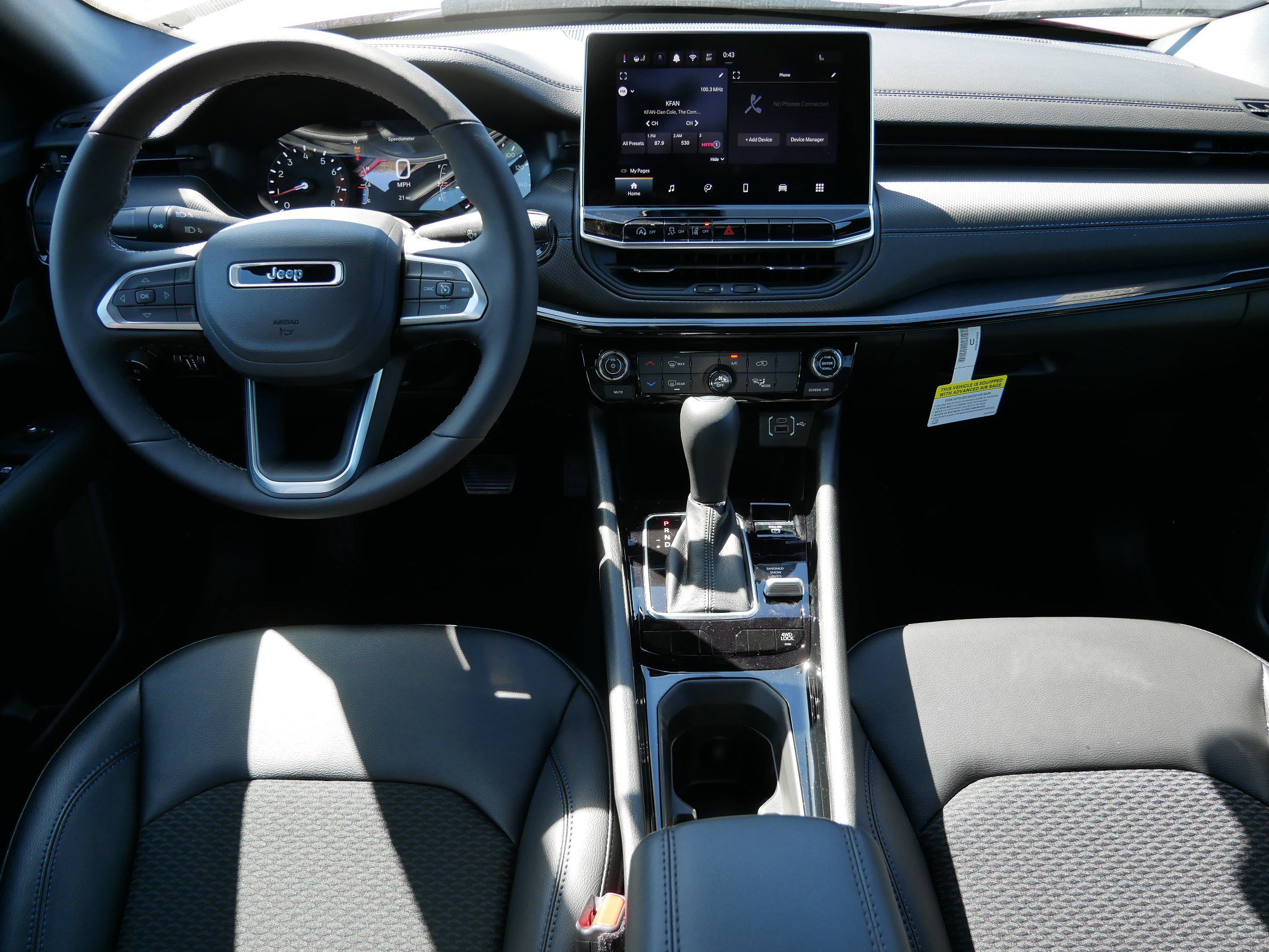 New 2026 Jeep Compass Latitude AWD/4WD image 10