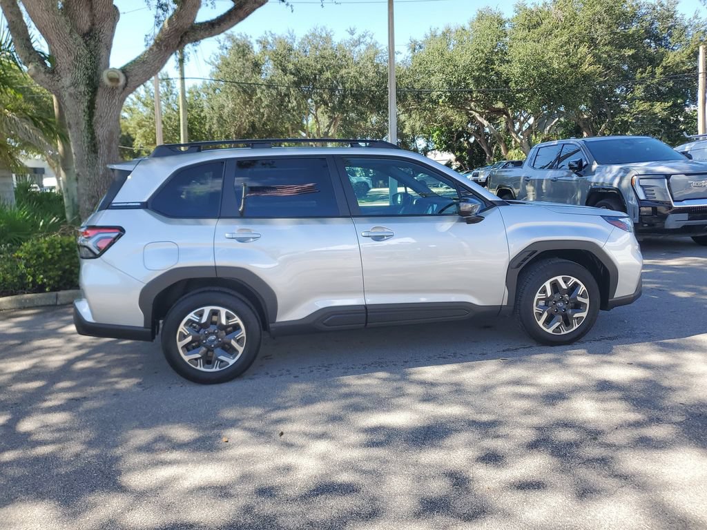 Used 2026 Subaru Forester Premium AWD/4WD image 6