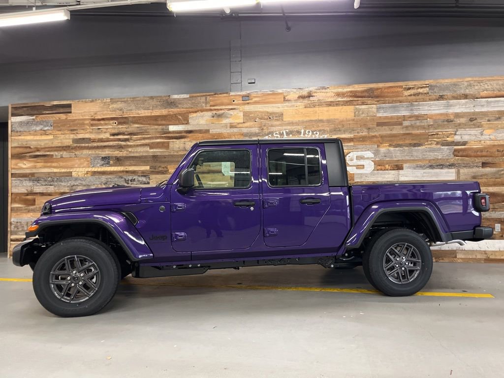 New 2026 Jeep Gladiator Sport image 19