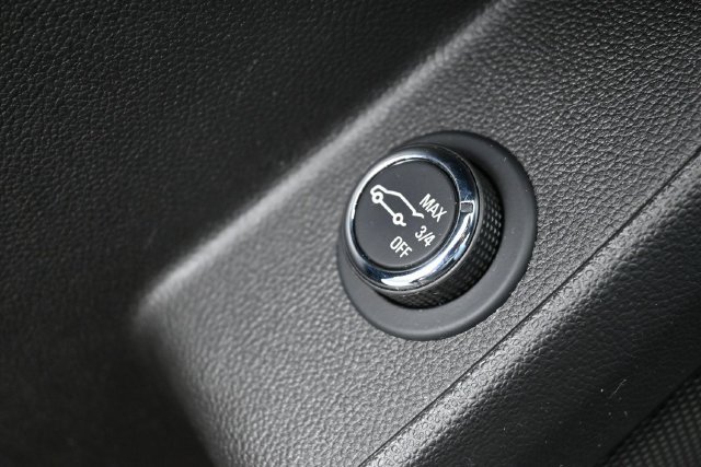Used 2023 Chevrolet Traverse RS AWD/4WD image 25