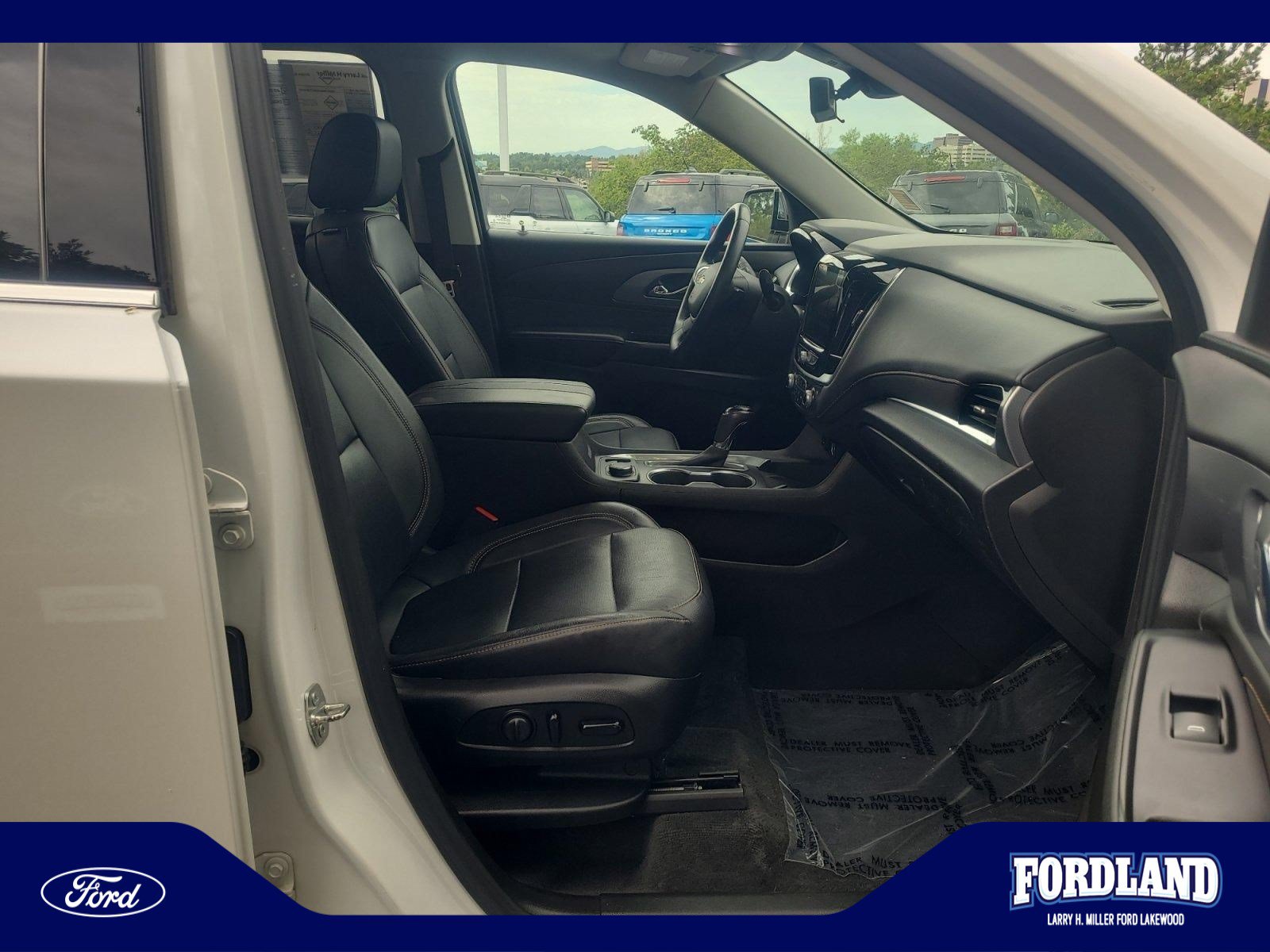 Used 2019 Chevrolet Traverse Premier w/ LPO, Floor Liner Package AWD/4WD image 19