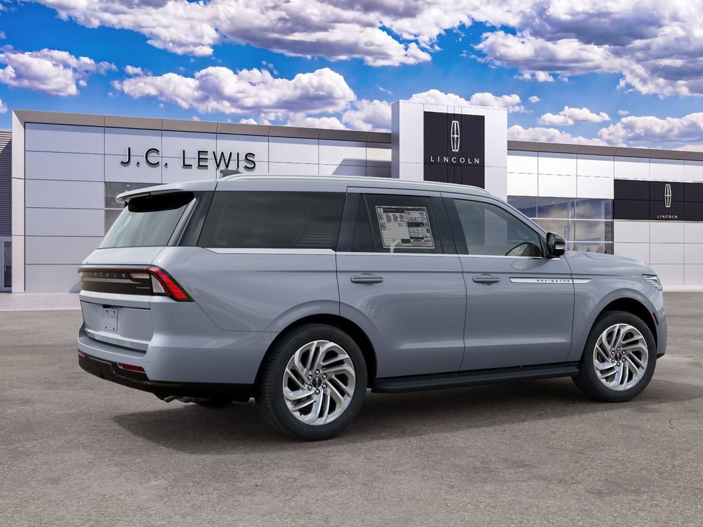 New 2027 Lincoln Navigator Premiere RWD image 6