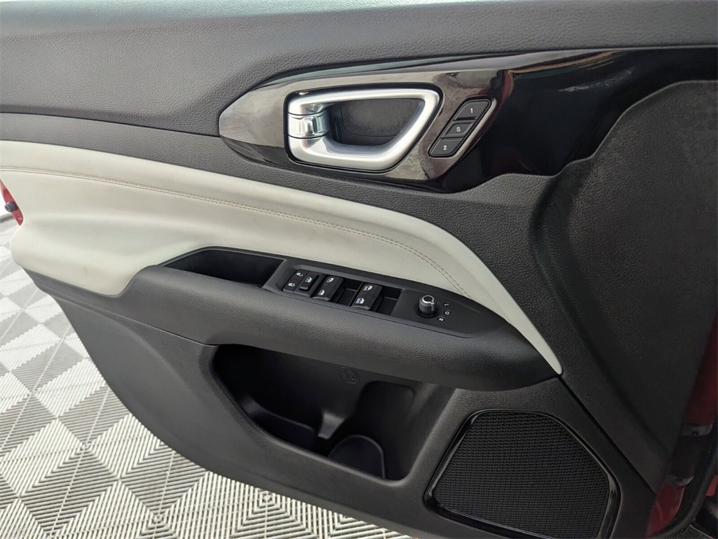 Certified 2024 Jeep Compass Limited w/ Elite Group image 29