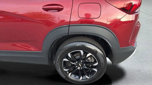 Used 2023 Chevrolet TrailBlazer LT w/ Convenience Package AWD/4WD image 34