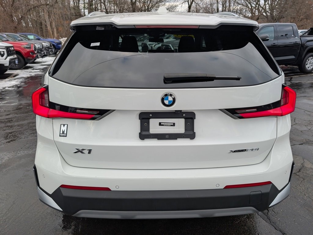 Used 2023 BMW X1 xDrive28i image 6