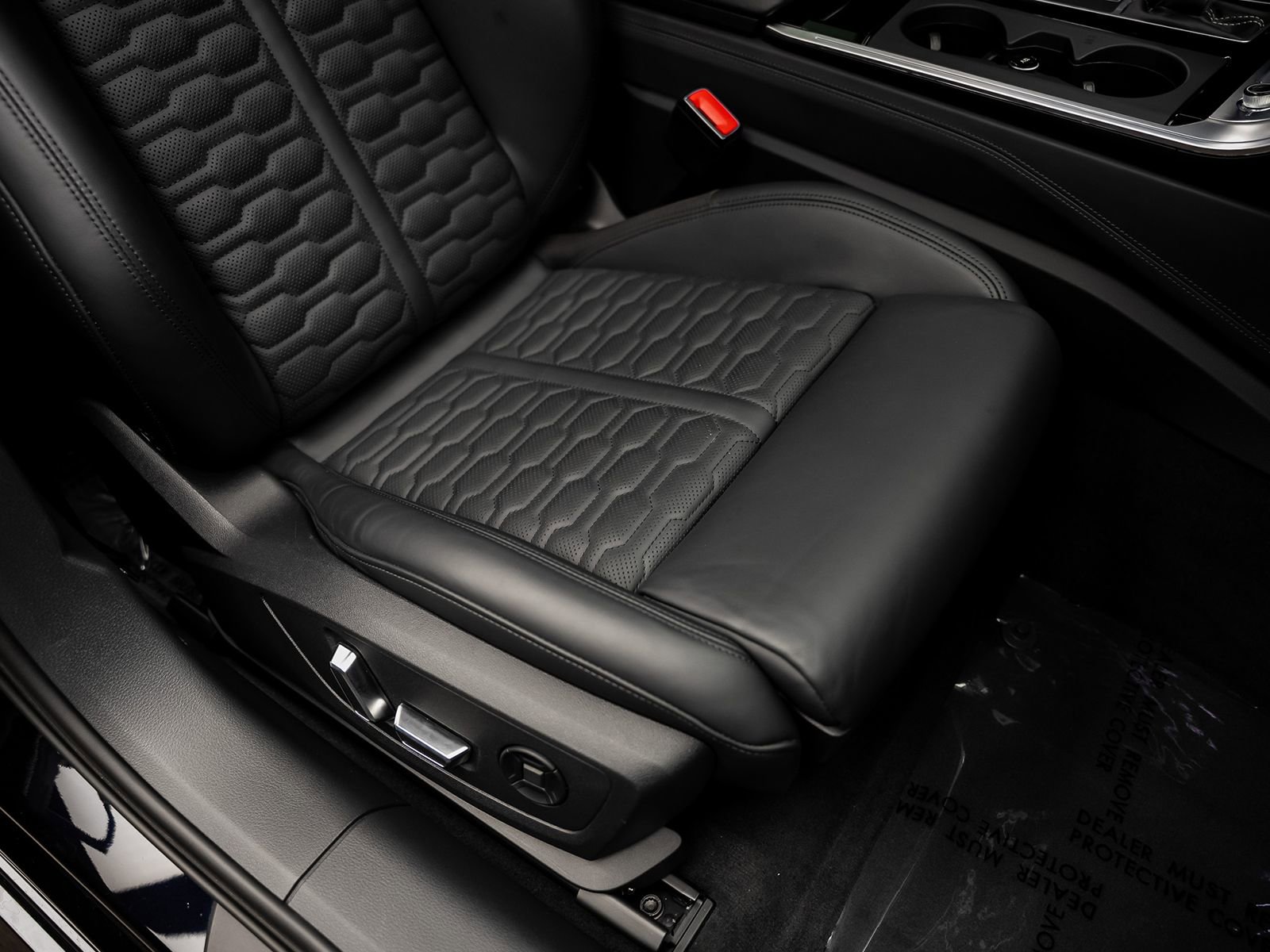 Used 2023 Audi RS 6 w/ Executive Package AWD/4WD image 36