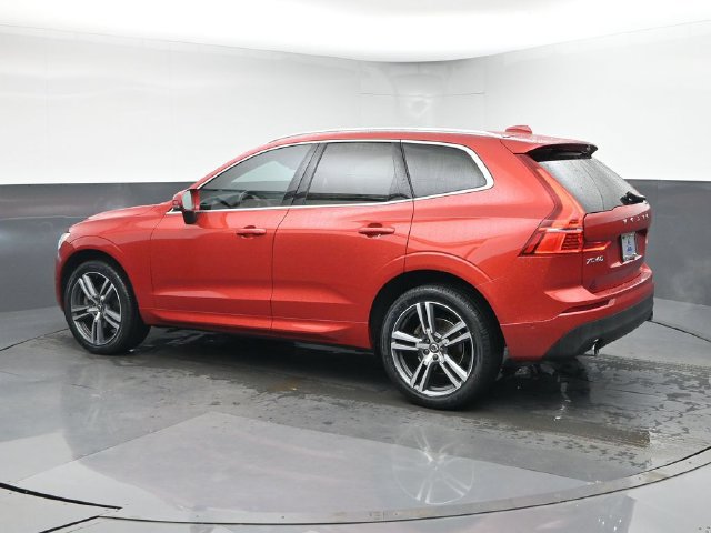 Used 2019 Volvo XC60 T5 Momentum w/ Multimedia Package FWD image 6