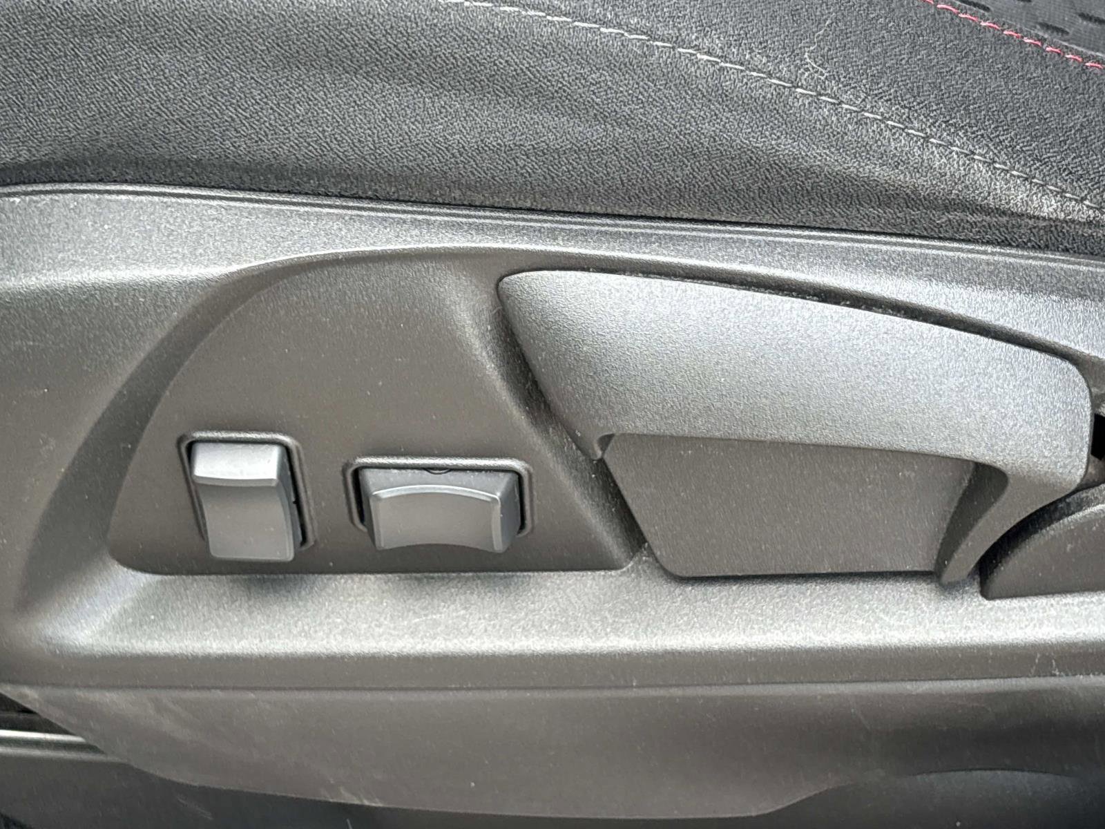 Used 2013 GMC Terrain SLE FWD image 15