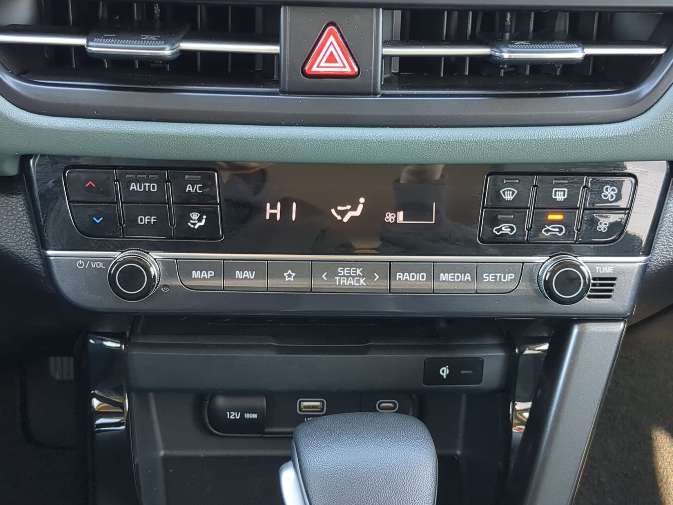 Certified 2024 Kia Seltos SX image 21