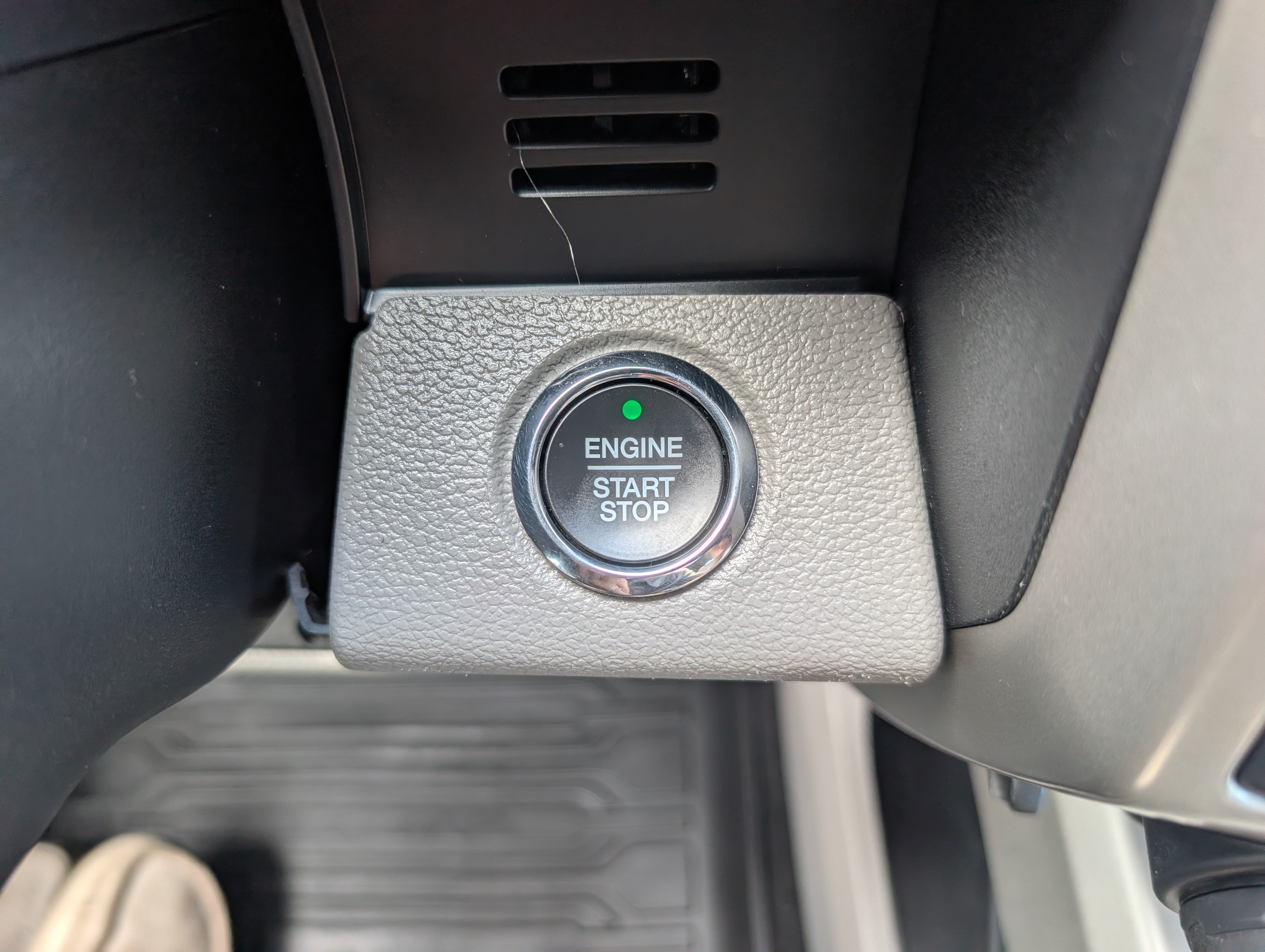 Certified 2019 Ford F150 Lariat w/ Equipment Group 502A Luxury AWD/4WD image 26