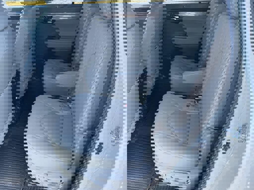 Used 2023 Toyota Highlander Limited image 10