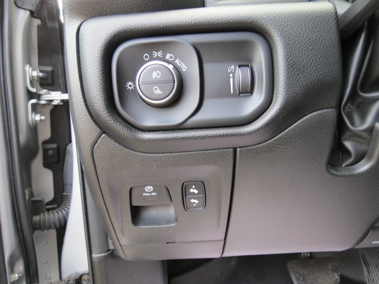 Used 2022 RAM 1500 Big Horn image 12