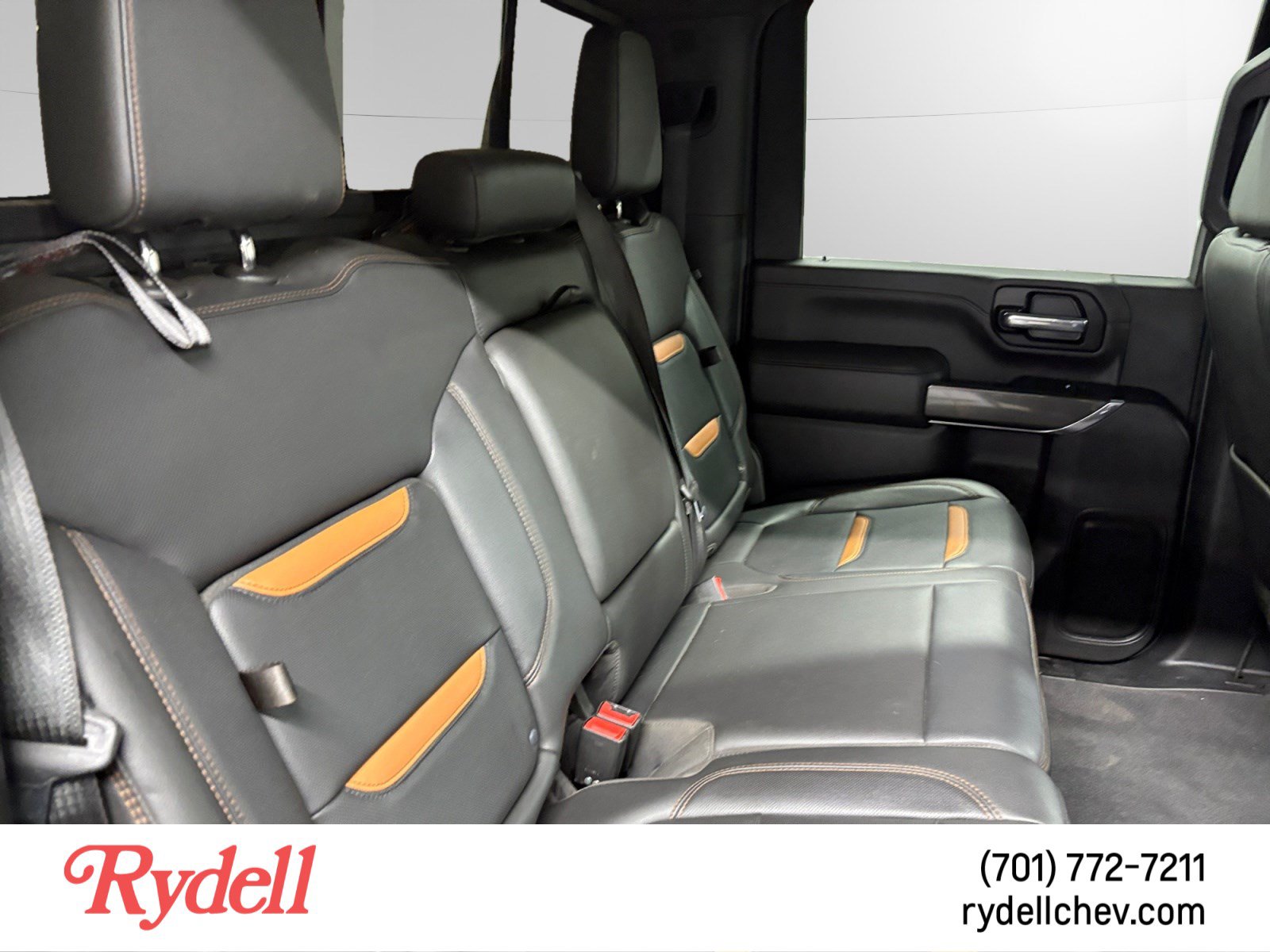 Used 2020 GMC Sierra 3500 AT4 w/ AT4 Premium Package AWD/4WD image 17