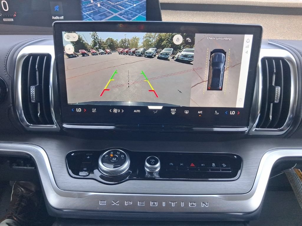 New 2027 Ford Expedition Platinum w/ Platinum Ultimate Package AWD/4WD image 12