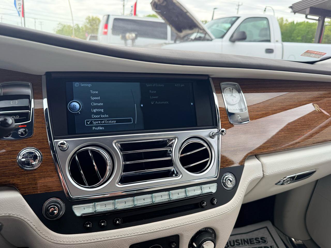 Used 2012 Rolls-Royce Ghost RWD image 30