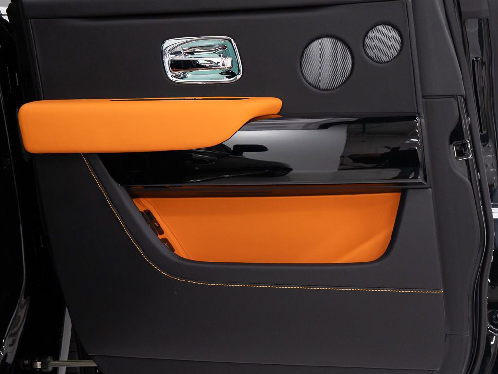 Certified 2023 Rolls-Royce Cullinan AWD/4WD image 22