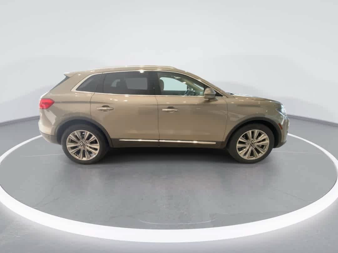 Used 2016 Lincoln MKX Reserve w/ Technology Package AWD/4WD image 9