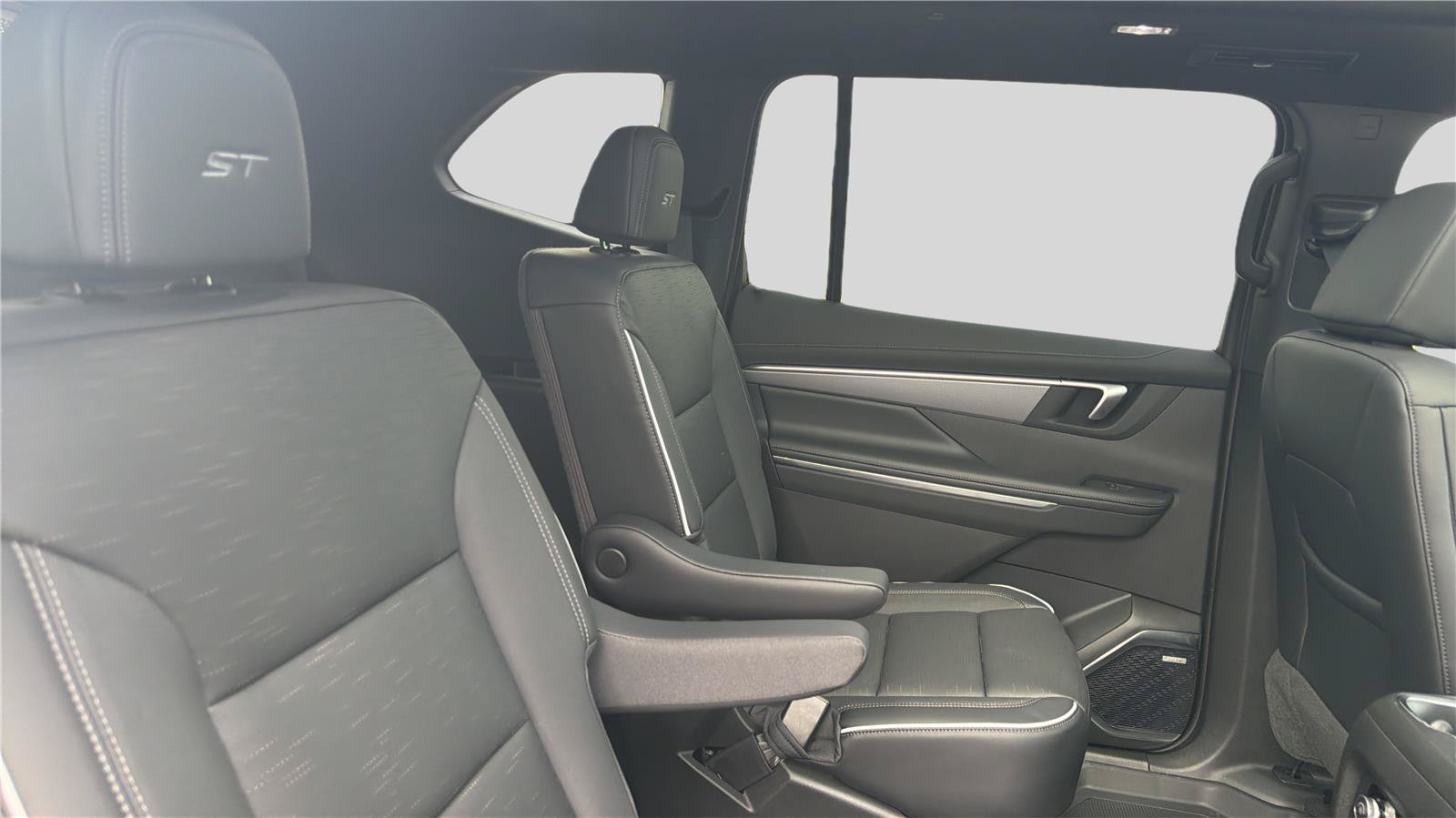 New 2026 Buick Enclave Sport Touring w/ Power Package AWD/4WD image 25