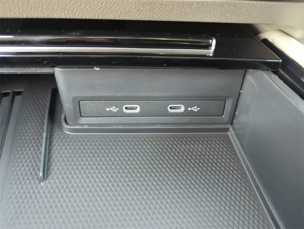 New 2026 Volkswagen Atlas SEL Premium R-Line image 39