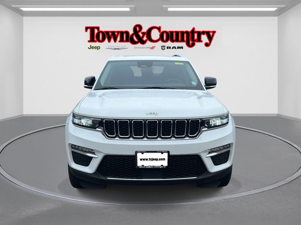 Used 2024 Jeep Grand Cherokee Limited 4xe image 2