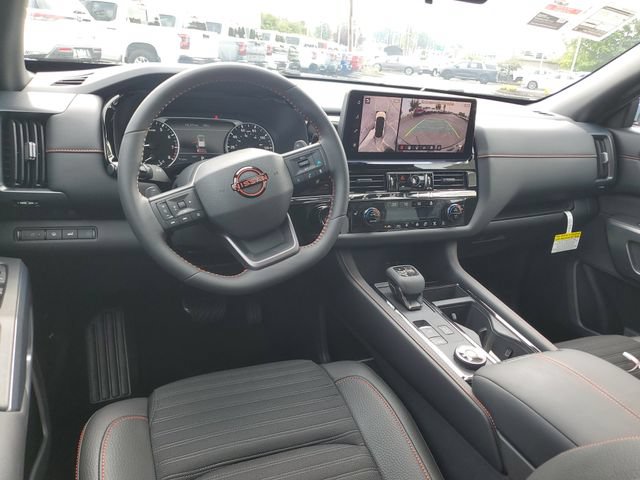 New 2026 Nissan Pathfinder Rock Creek w/ Rock Creek Premium Package AWD/4WD image 13