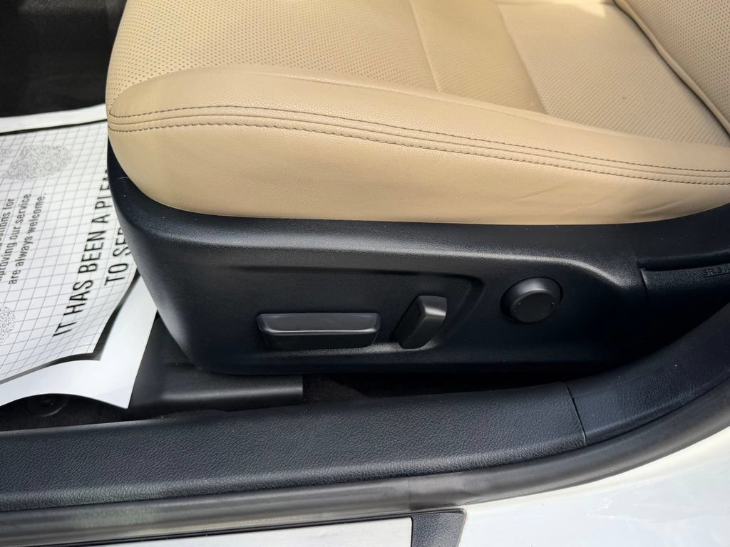 Used 2019 Lexus IS 300 w/ Premium Package RWD image 17