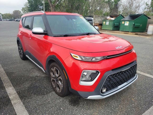 Used 2022 Kia Soul X-Line image 2