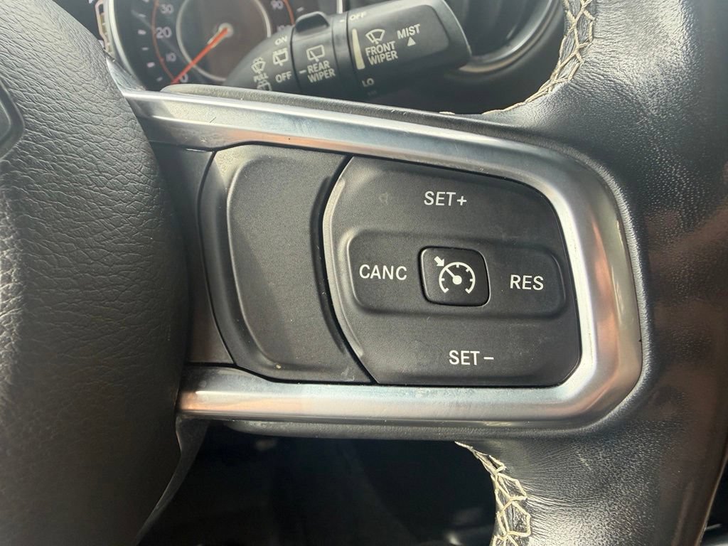 Used 2020 Jeep Wrangler Unlimited Sahara AWD/4WD image 26