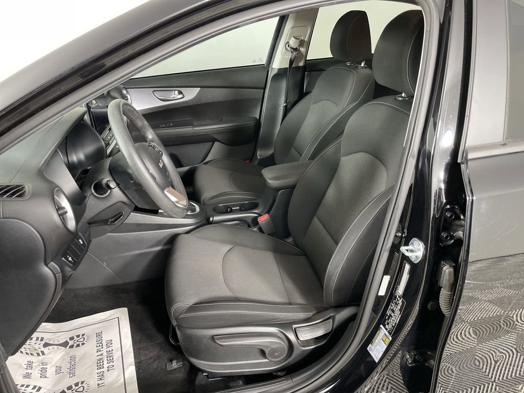 Used 2022 Kia Forte Sedan image 17
